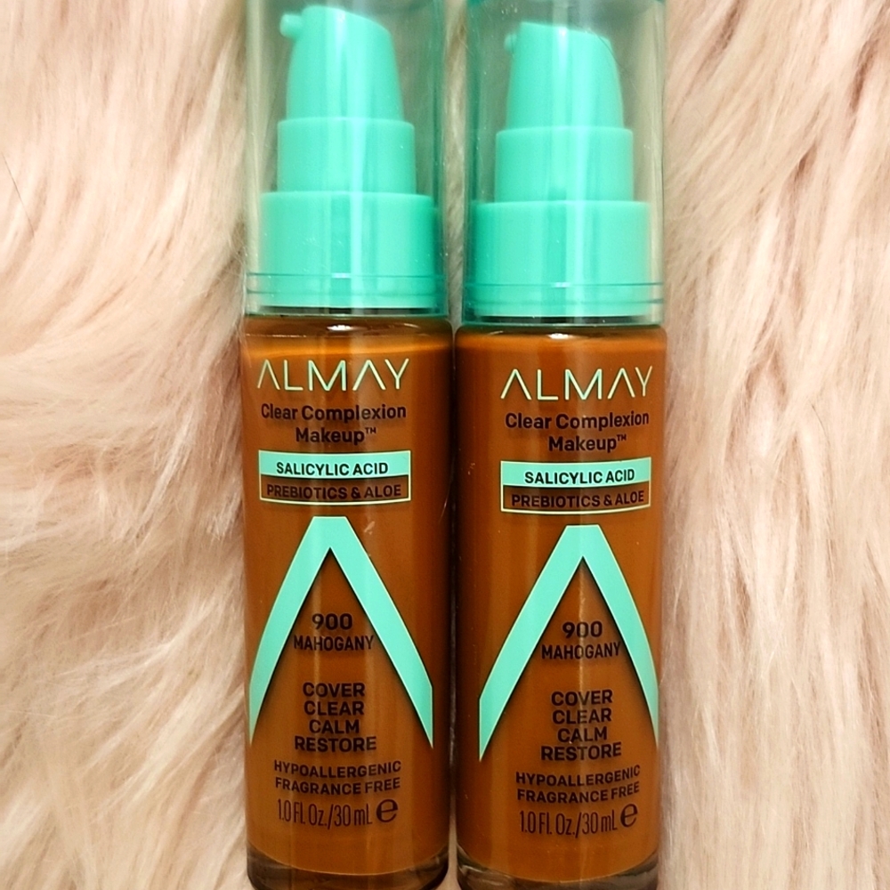 Brand New 2CT BUNDLE ALMAY CLEAR COMPLEXION FOUNDATION